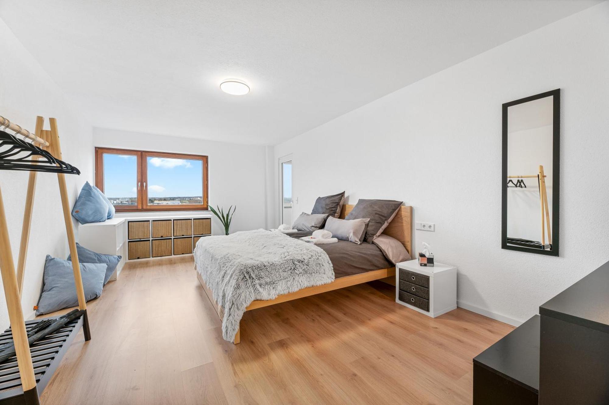 Neu: Stylische Suite Mit Ausblick Sindelfingen Exterior foto